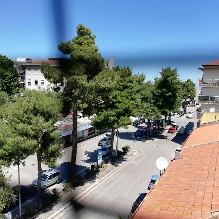 Le Tre Aiuole Apartment *